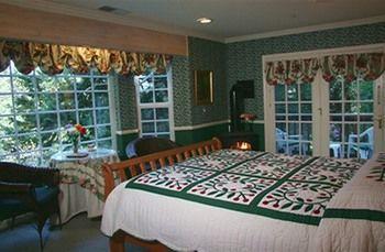 Acomodação com café da manhã  Mccaffrey House 4*
